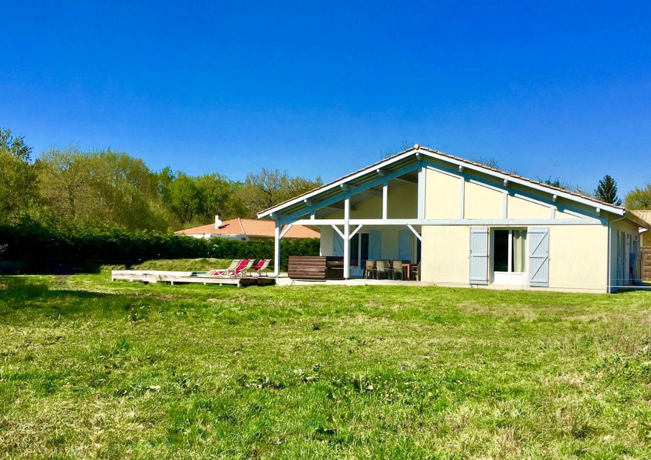 La Villa Landaise Sainte-Eulalie-en-Born Exterior photo